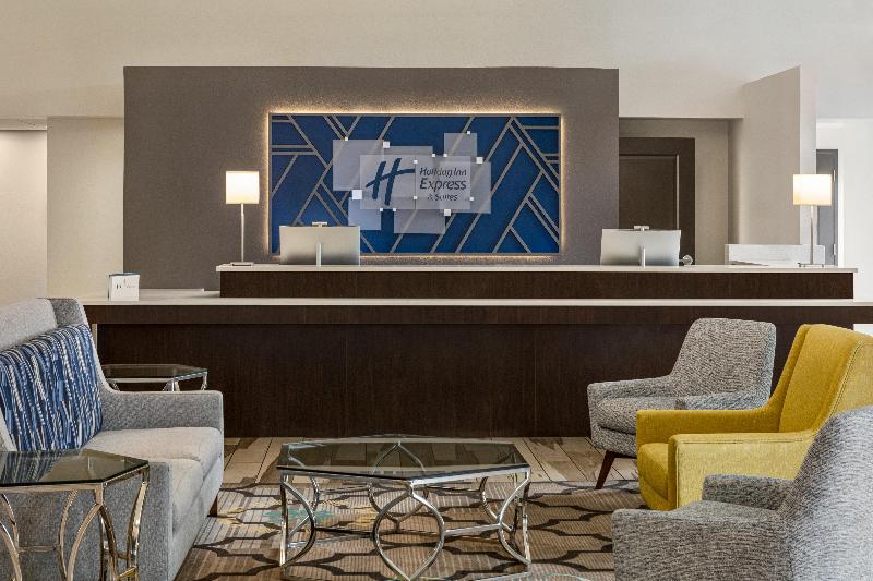 Holiday Inn Express Hotel and Suites Central COS image