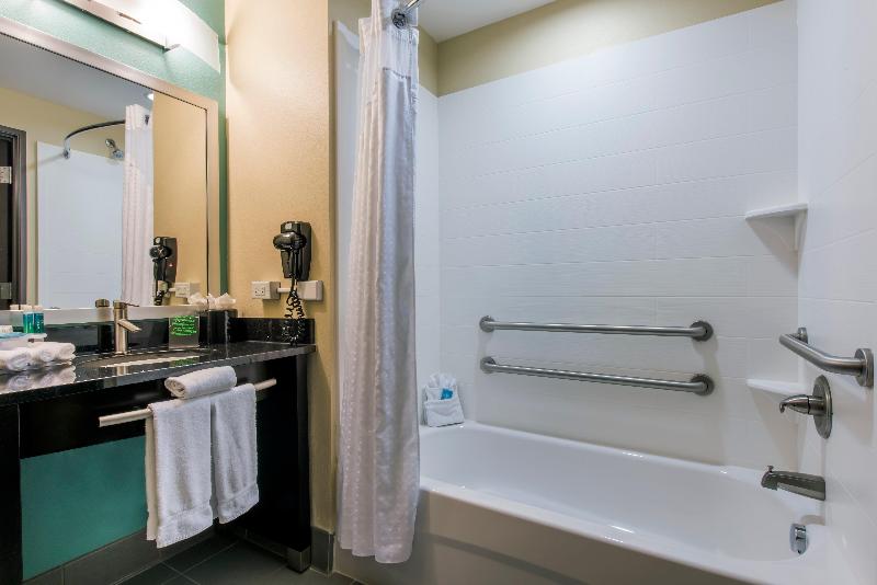 Holiday Inn Express Hotel and Suites Central COS image