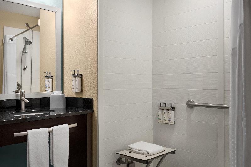 Holiday Inn Express Hotel and Suites Central COS image