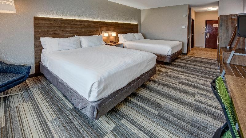 Holiday Inn Express & Suites Corsicana I-45 By IHG image