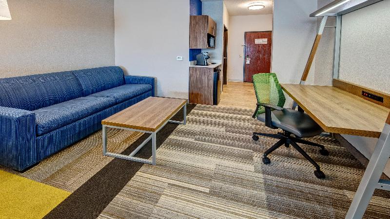 Holiday Inn Express & Suites Corsicana I-45 By IHG image