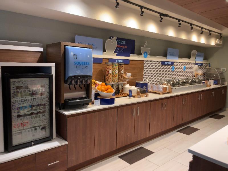 Holiday Inn Express and Suites Exmore Eastern Shor image
