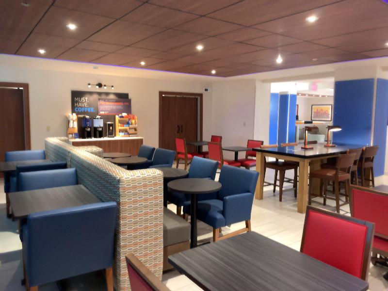 Holiday Inn Express and Suites Exmore Eastern Shor image