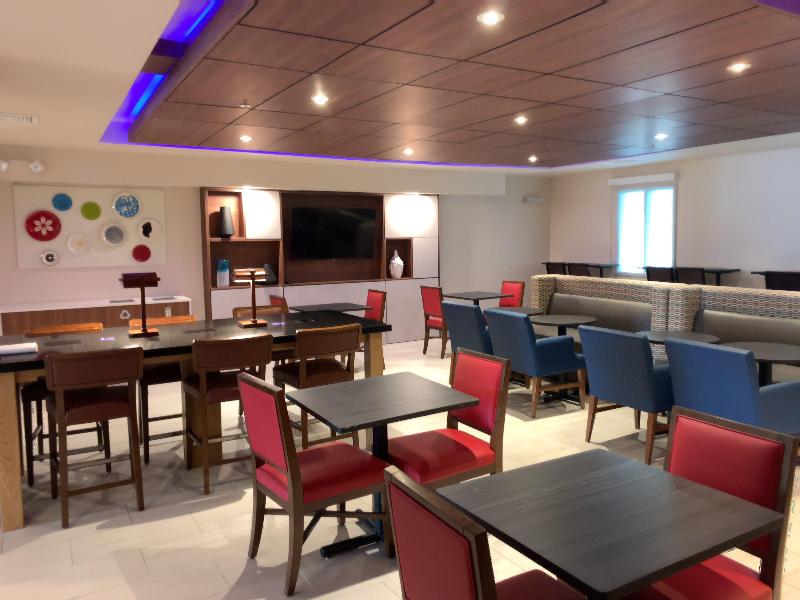 Holiday Inn Express and Suites Exmore Eastern Shor image