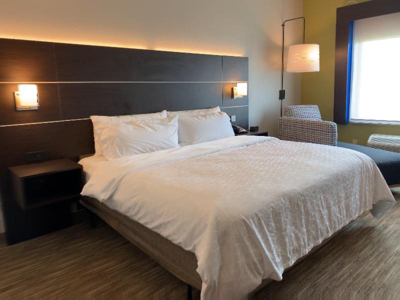 Holiday Inn Express and Suites Exmore Eastern Shor image