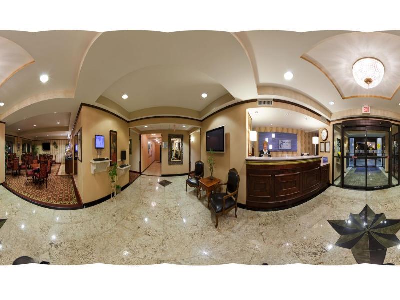 Holiday Inn Express & Suites Frackville By IHG image