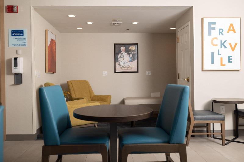 Holiday Inn Express & Suites Frackville By IHG image
