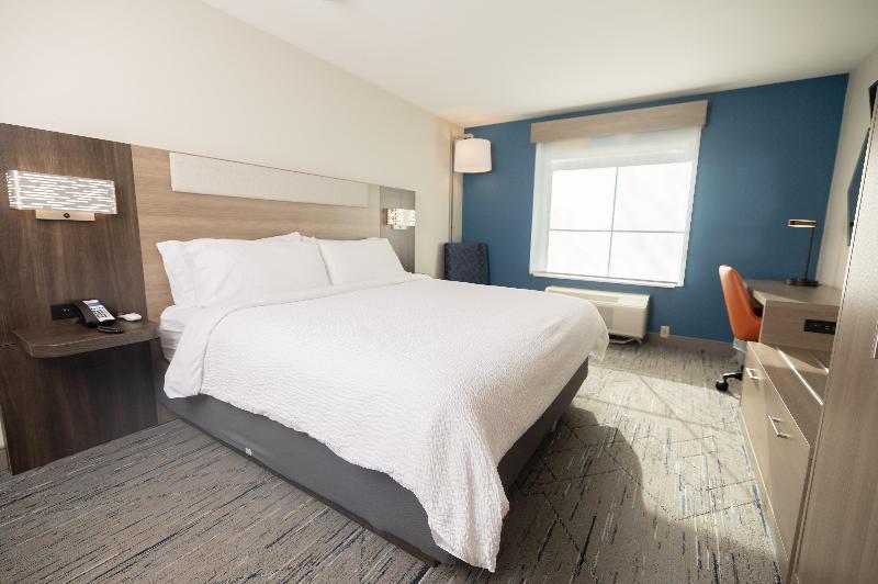 Holiday Inn Express & Suites Frackville By IHG image
