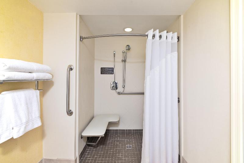 Holiday Inn Express & Suites Frackville By IHG image