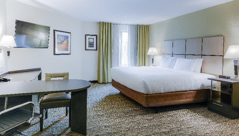 Candlewood Suites Lakeville I 35 image