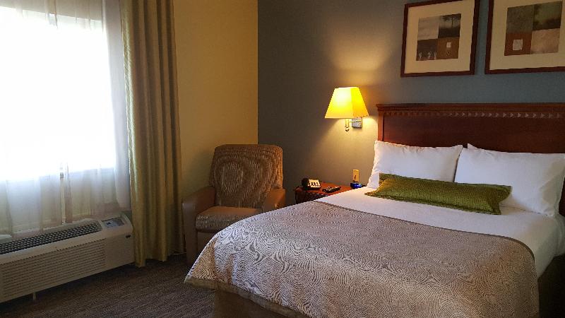 Candlewood Suites Oklahoma City Moore photo 16