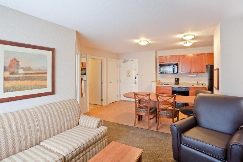 Candlewood Suites Oak Harbor image