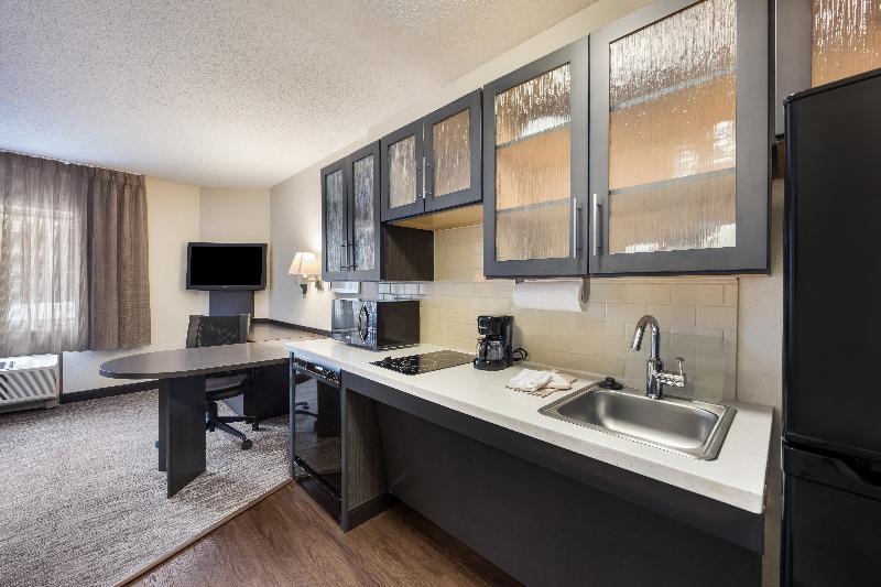 Sonesta Simply Suites Parsippany Morris Plains image