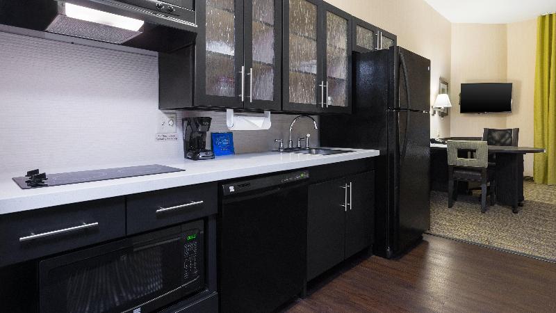 Candlewood Suites Grove City - Outlet Center IHG
