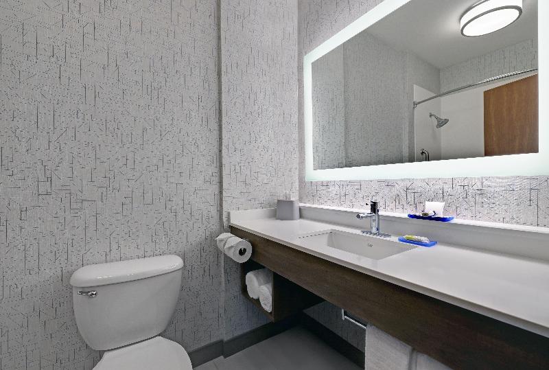 Holiday Inn Express & Suites Newport By IHG — photo 76