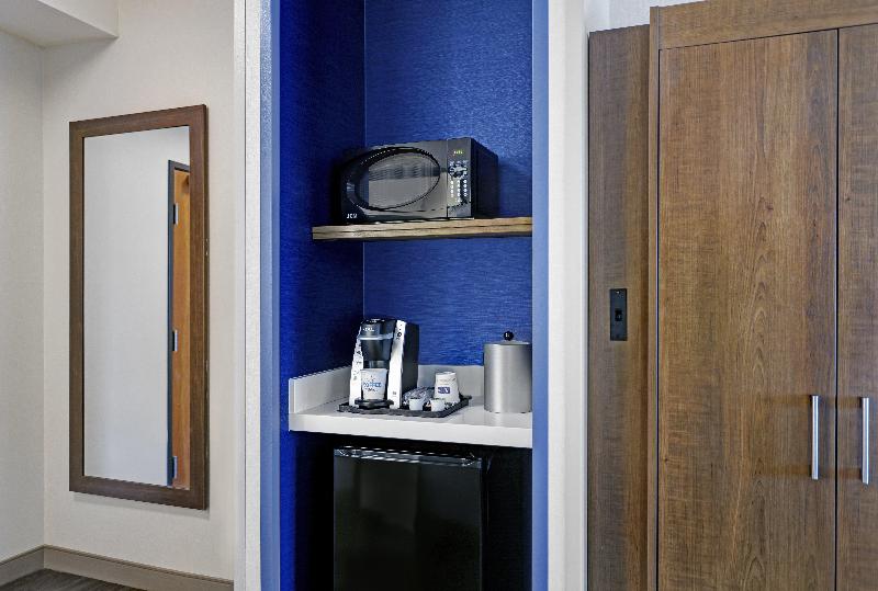 Holiday Inn Express & Suites Newport By IHG — photo 21