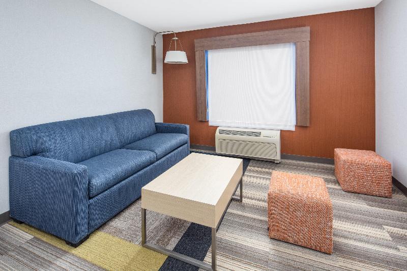 Holiday Inn Express & Suites Ontario Airport IHG photo 24