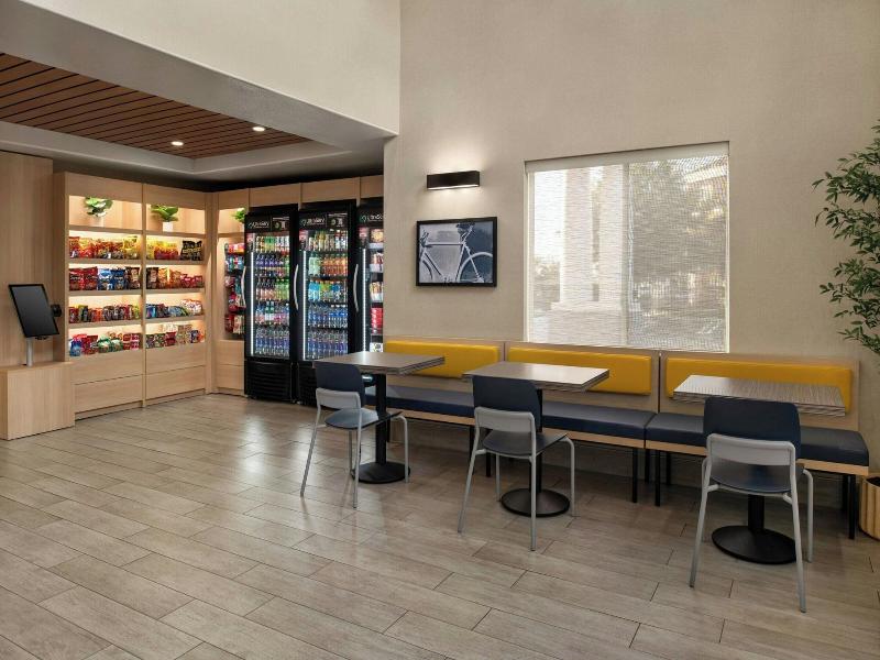 Holiday Inn Express and Suites Ontario Airport Mil image