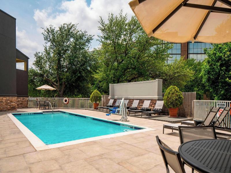 Four Points by Sheraton Arlington image