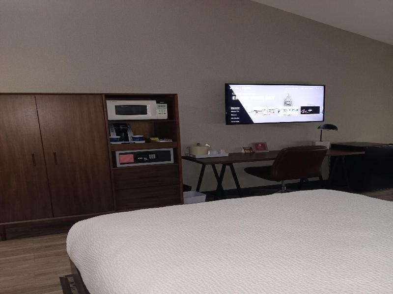 Four Points by Sheraton Arlington image