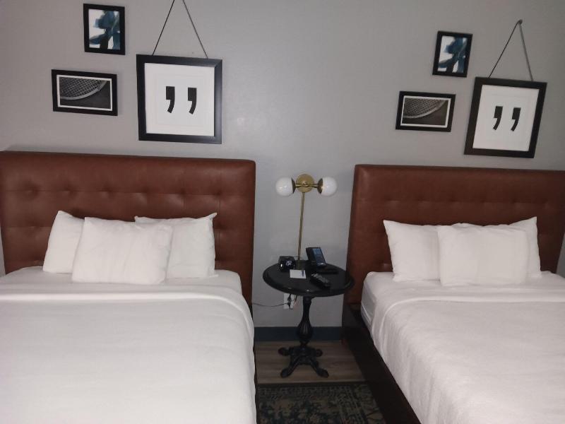 Four Points by Sheraton Arlington image