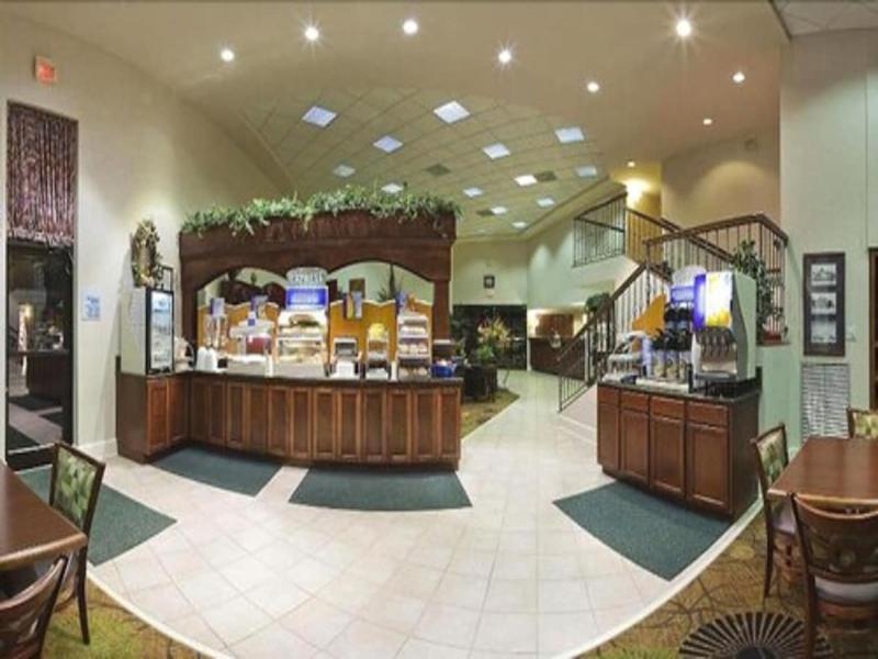 Holiday Inn Express & Suites Corinth By IHG image