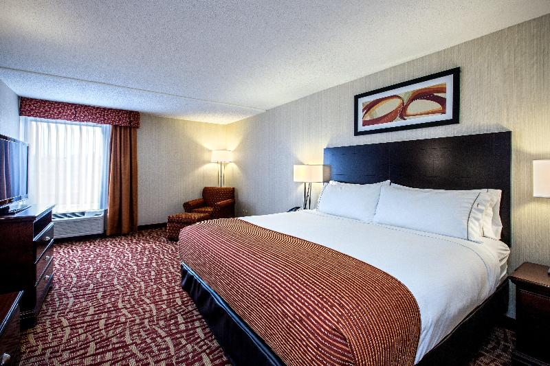 Holiday Inn Express & Suites Corinth By IHG image