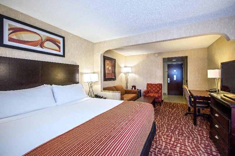 Holiday Inn Express & Suites Corinth By IHG image