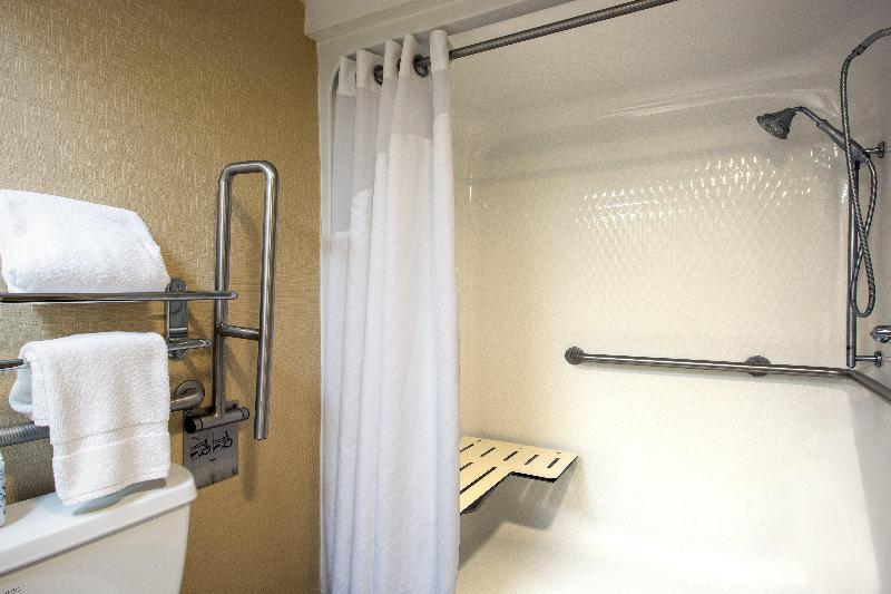 Holiday Inn Express & Suites Corinth By IHG image