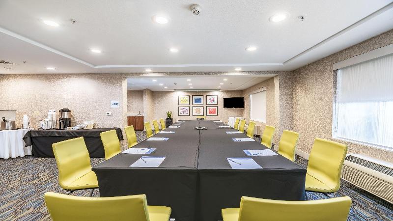 Holiday Inn Express & Sts Fremont Milpitas Centra image