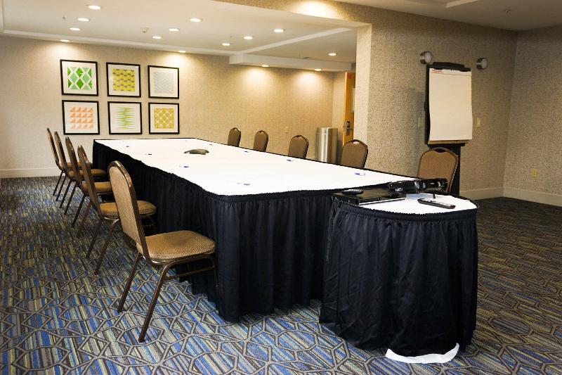 Holiday Inn Express & Sts Fremont Milpitas Centra image