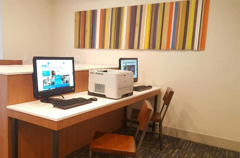 Holiday Inn Express & Sts Fremont Milpitas Centra image
