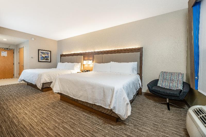 Holiday Inn Express & Sts Fremont Milpitas Centra image