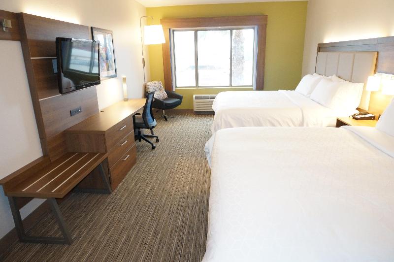 Holiday Inn Express & Sts Fremont Milpitas Centra image