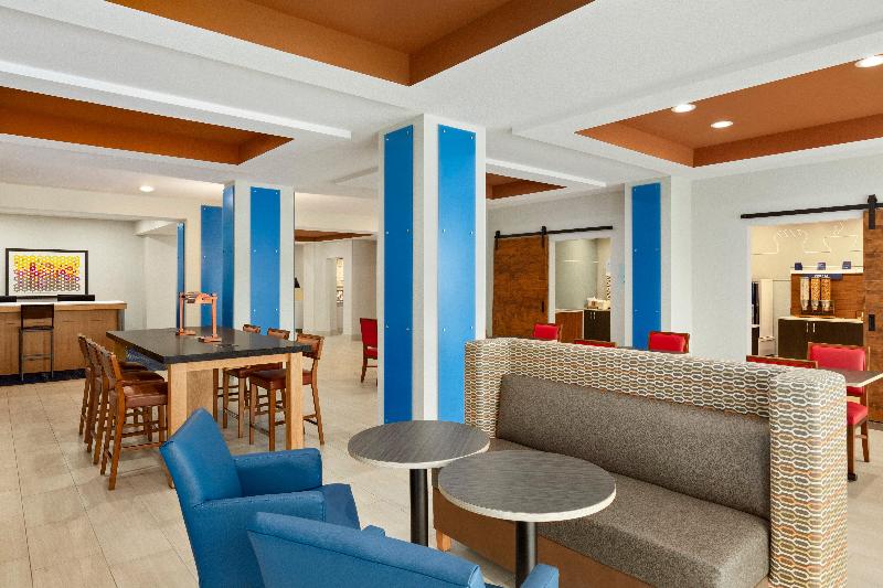 Holiday Inn Express and Suites Ft Myers East The F image