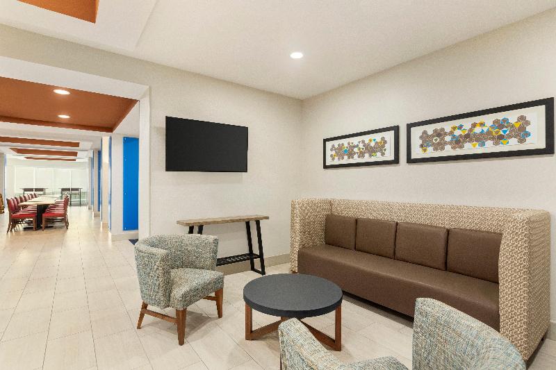 Holiday Inn Express and Suites Ft Myers East The F image