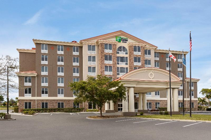 Holiday Inn Express and Suites Ft Myers East The F image