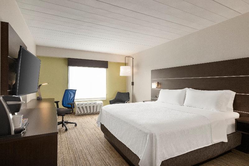 Holiday Inn Express and Suites Ft Myers East The F image