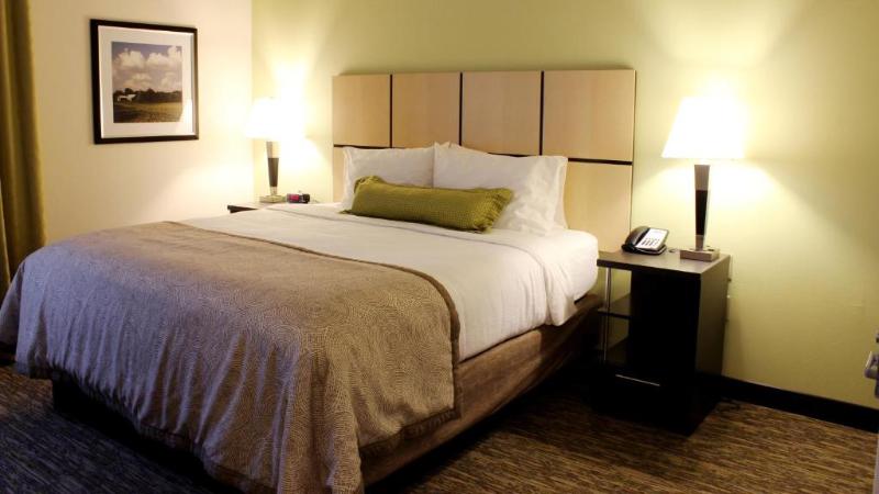 Candlewood Suites Sioux City - Southern Hills IHG photo 12