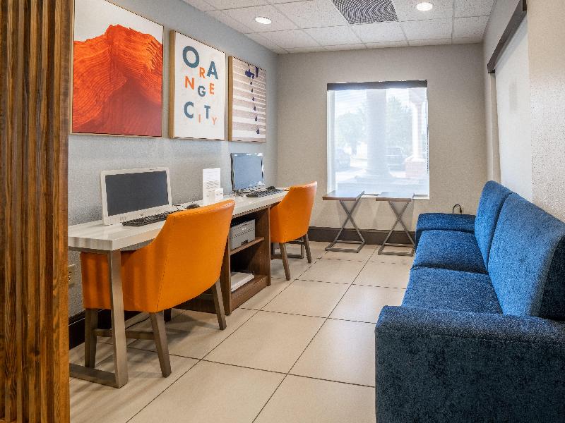 Holiday Inn Express Suites Orange City Deltona IHG image