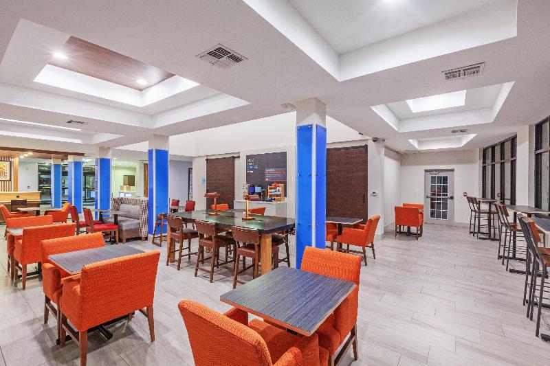 Holiday Inn Express and Suites Orange image