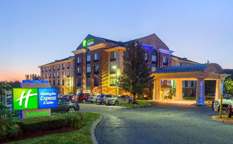 Holiday Inn Express and Suites Auburn image