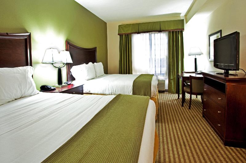Holiday Inn Express & Suites Biloxi Ocean Springs photo 10