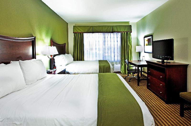 Holiday Inn Express & Suites Biloxi Ocean Springs photo 11