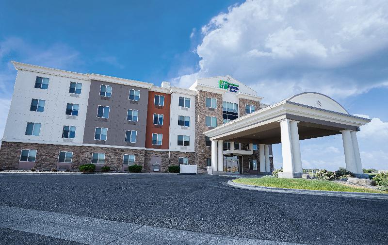 Holiday Inn Express & Suites Ontario image