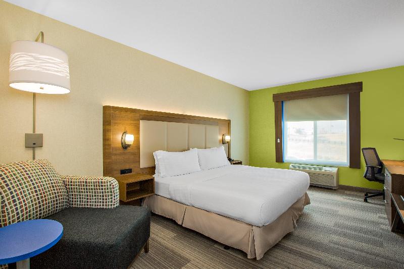 Holiday Inn Express & Suites Ontario image