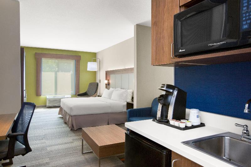 Holiday Inn Express & Suites Ontario image