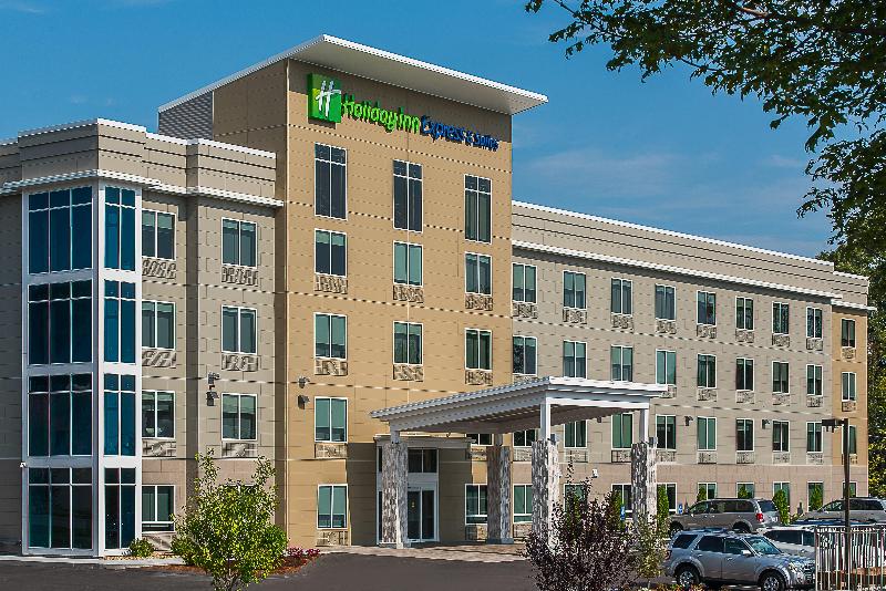 Holiday Inn Express and Suites Norwood Boston Area image