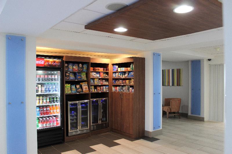 Holiday Inn Express & Suites Clewiston image