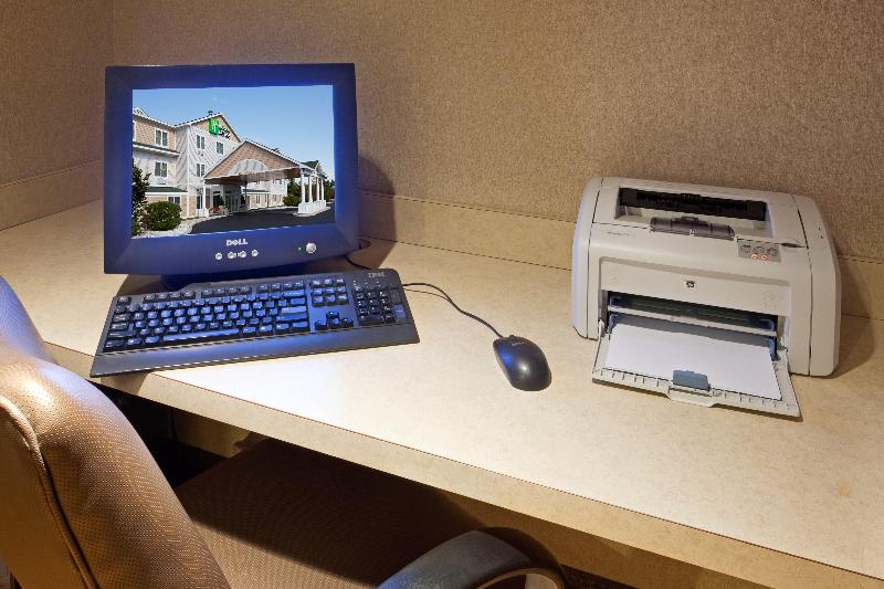 Holiday Inn Express and Suites Freeport Brunswick image